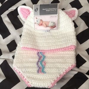 This is a unicorn hand crocheted set for pictures